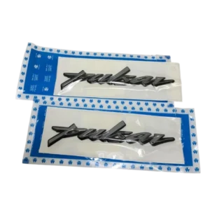 PAR EMBLEMA 3D DERECHO GRIS NS 200 (PINTADO)