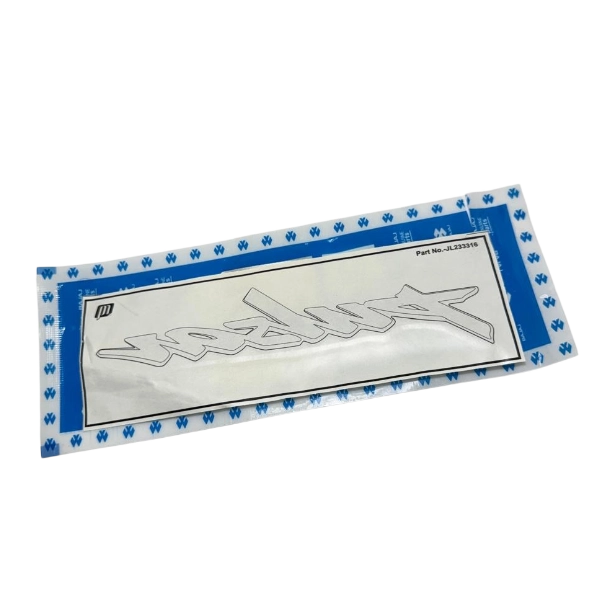 PAR EMBLEMA 3D DERECHO GRIS NS 200 (PINTADO) - Imagen 6