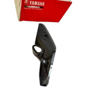 CUBIERTA LATERAL DERECHA PARA EL FARO YAMAHA FZ 16