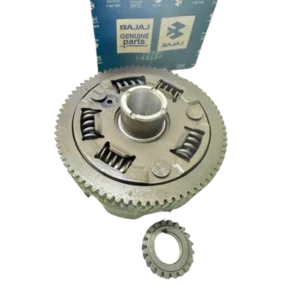 CAMPANA DE CLUTCH CON PIÑON PARA PULSAR 135 LS